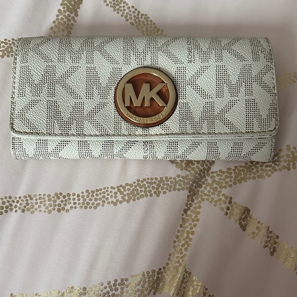 Michael Kors Gold and Cream Wallet